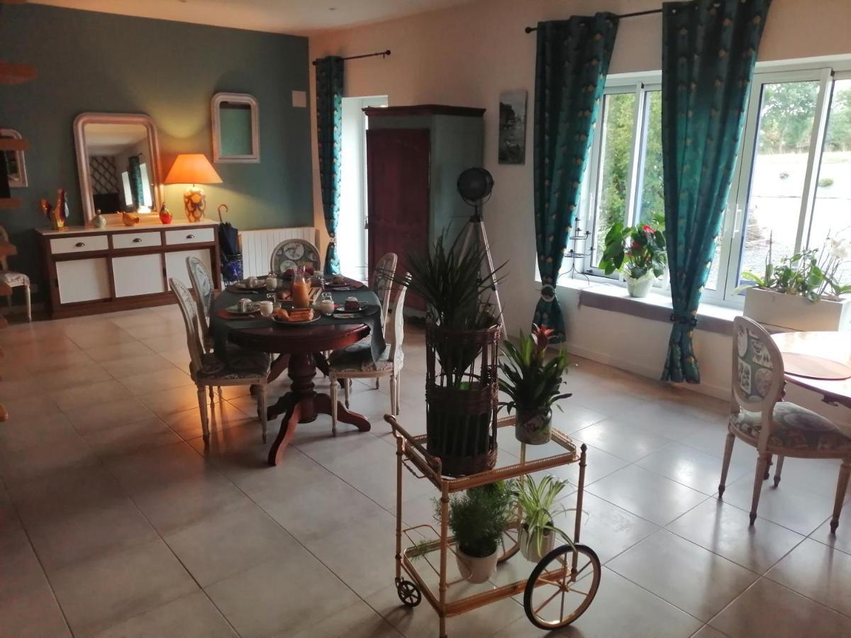 Le Douetaux Chambres D'Hotes La Baussaine Exterior foto